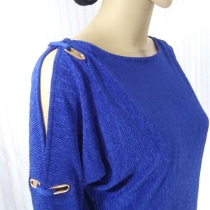 CABLE & GAUGE Silky Wrinkle Pleats Blouse Open Top Sleeve Gold Loop Details NWT